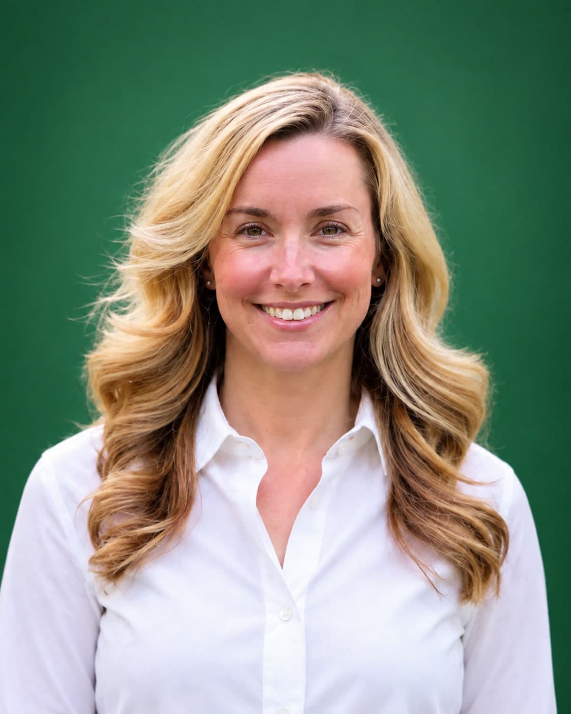Portrait of Kelli Hankins